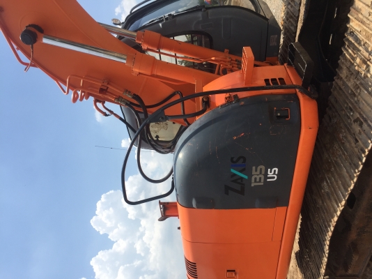 ขายคับรถแบคโคHitachi135สภาพเก่านอกแทรค70