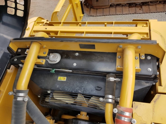 ขายรถแบคโฮ CAT 320D2 บูมยาว ใช้งาน 3 พันชั่วโมง สภาพนางงามจักวาล สวย แน่น เต็มทุกจุด