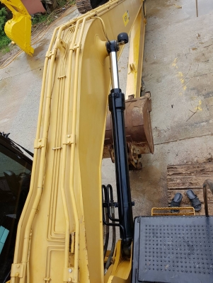 ขายรถแบคโฮ CAT 320D2 บูมยาว ใช้งาน 3 พันชั่วโมง สภาพนางงามจักวาล สวย แน่น เต็มทุกจุด