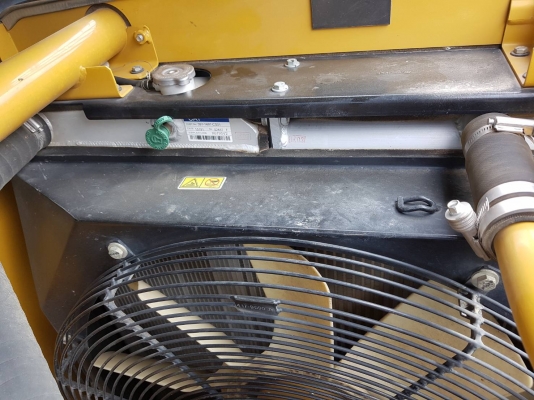 ขายรถแบคโฮ CAT 320D2 บูมยาว ใช้งาน 3 พันชั่วโมง สภาพนางงามจักวาล สวย แน่น เต็มทุกจุด