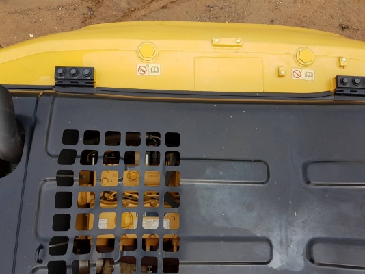 ขายรถแบคโฮ CAT 320D2 บูมยาว ใช้งาน 3 พันชั่วโมง สภาพนางงามจักวาล สวย แน่น เต็มทุกจุด