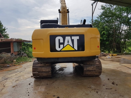 ขายรถแบคโฮ CAT 320D2 บูมยาว ใช้งาน 3 พันชั่วโมง สภาพนางงามจักวาล สวย แน่น เต็มทุกจุด