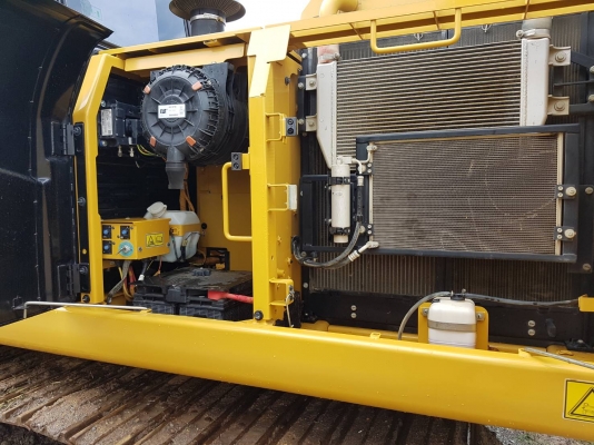 ขายรถแบคโฮ CAT 320D2 บูมยาว ใช้งาน 3 พันชั่วโมง สภาพนางงามจักวาล สวย แน่น เต็มทุกจุด