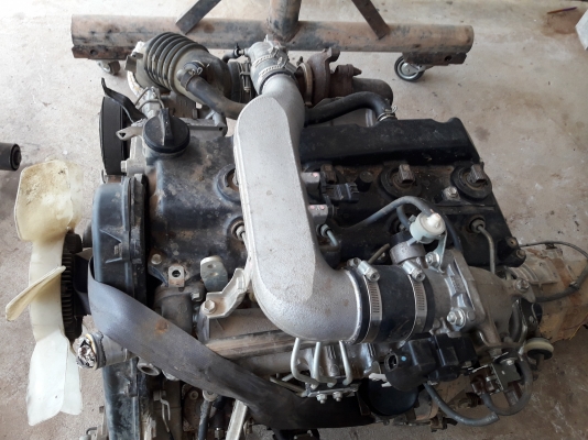 ขายเครื่องVigo2500พร้อมเกียร์สวยมาก ขายเครื่องVigo2500พร้อมเกียร์สวยมาก