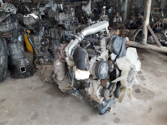 ขายเครื่องVigo2500พร้อมเกียร์สวยมาก ขายเครื่องVigo2500พร้อมเกียร์สวยมาก