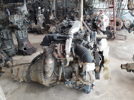 ขายเครื่องVigo2500พร้อมเกียร์สวยมาก ขายเครื่องVigo2500พร้อมเกียร์สวยมาก