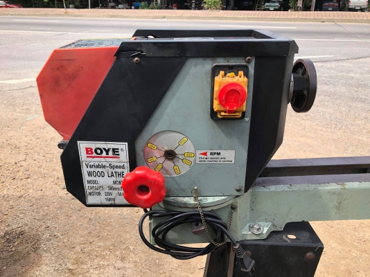 เครื่องกลึงไม้ Boye 380X1000 ไฟบ้าน 220V