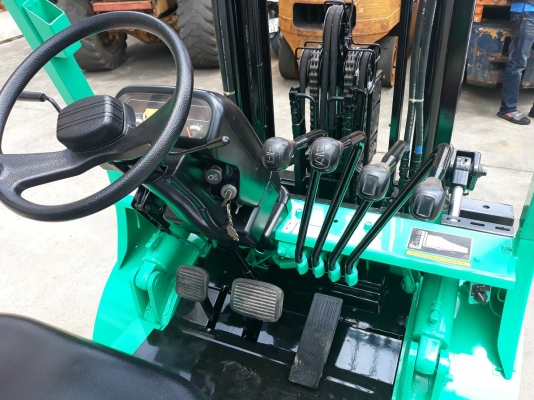 ขายด่วนรถฟอร์คลิฟท์ MITSUBISHI FG25 F17B-54809 เครื่องยนต์เบนซีน+LPG เสายกสูง 3 เมตรฟูฟรี งาหนีบตรง เครื่องเกียร์แน่นๆ/ไฮดรอลิคยกแรงๆ