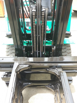 ขายด่วนรถฟอร์คลิฟท์ MITSUBISHI FG25 F17B-54809 เครื่องยนต์เบนซีน+LPG เสายกสูง 3 เมตรฟูฟรี งาหนีบตรง เครื่องเกียร์แน่นๆ/ไฮดรอลิคยกแรงๆ