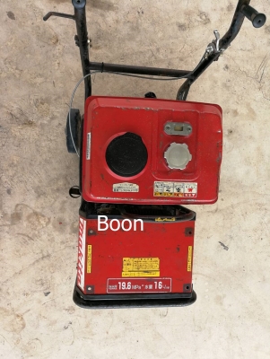 ปั้มอัดฉีดแรงดันสูงชนิดเครื่องยนต์ MAKITA EHW200 ปั้มอัดฉีดแรงดันสูงชนิดเครื่องยนต์ MAKITA EHW200