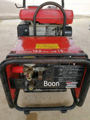 ปั้มอัดฉีดแรงดันสูงชนิดเครื่องยนต์ MAKITA EHW200 ปั้มอัดฉีดแรงดันสูงชนิดเครื่องยนต์ MAKITA EHW200