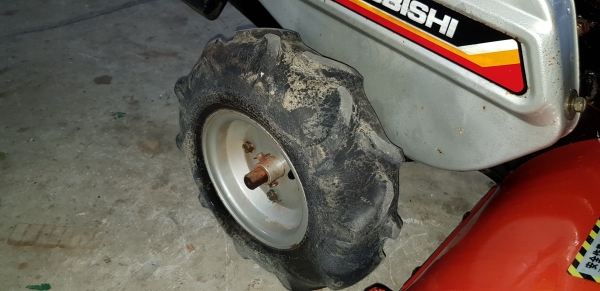 รถพรวรดิน ปรับสภาพแล้วพร้อมใช้งาน