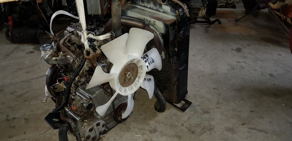 24 แรง อิเซกิ 3 สูบ 24 แรง อิเซกิ 3 สูบ