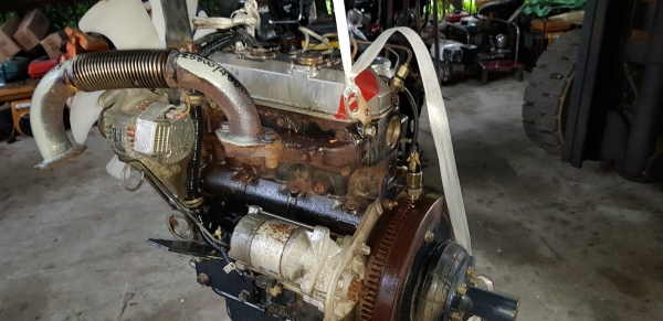 24 แรง อิเซกิ 3 สูบ 24 แรง อิเซกิ 3 สูบ