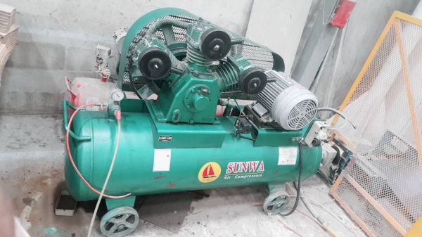 ปั้มลม10แรง ถัง300 ไฟ380 พร้อมใช้งาน