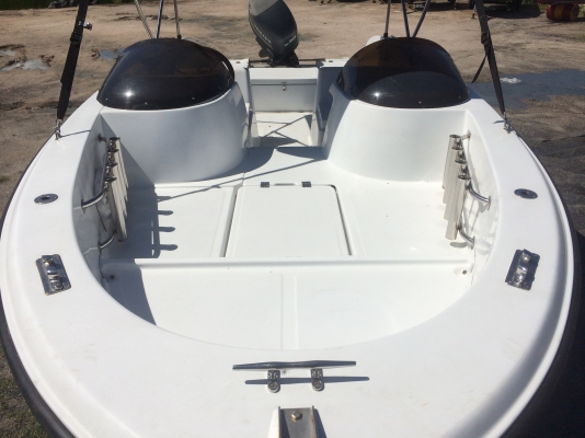 ขายเรือ mercury 16ฟุต เครื่อง Yamaha50 4จังหวะ ขายเรือ mercury 16ฟุต เครื่อง Yamaha50 4จังหวะ