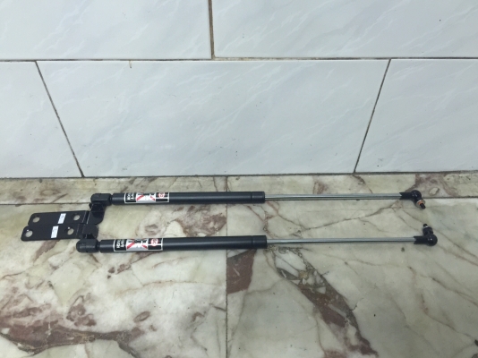 ขายโช๊คค้ำฝากระโปรงหน้ารถ TOYOTA รุ่น INNOVA ปี12