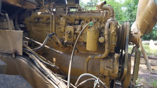 ขายตามสภาพ ไม่มีบุ้งกี๋ รถตัก CAT 980B ซื้อเก่านอกมา เครื่องเปลี่ยนฝาสูบใหม่ เกียร์ดี ยางเต็ม อุปกรณ์หม้อน้ำฝาครอบเครื่องมีครบ เอกสารใบซื้อขาย