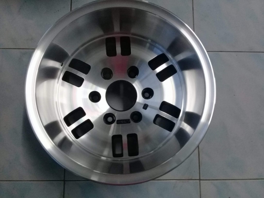 ????????ล้อENKEI ขอบ15 6รูกว้าง8.5 ET-20 ทำสีมาใหม่ ล้อหนาๆ ไม่คดไม่ดุ้ง ดูล้อได้ที่บุรีรัมย์ครับ ☎️0850005579 ????????ส่งได้ทั่วไทย