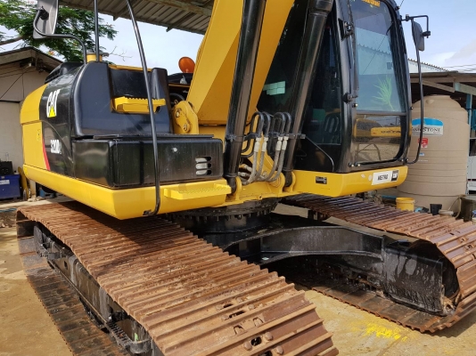 ขายด่วน!! Cat  320D2 (บูมยาว) 3200ชม. สภาพสวยค่ะ