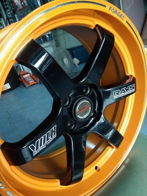 แม็กใหม่ลายทีอี37 ขอบ 17 ใส่เก๋ง 4 รู 100 ราคา 8900 บาท