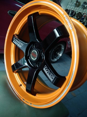 แม็กใหม่ลายทีอี37 ขอบ 17 ใส่เก๋ง 4 รู 100 ราคา 8900 บาท