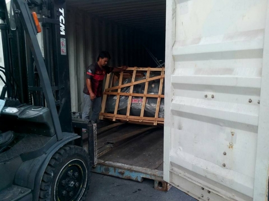 (10บาร์*ไฟบ้าน220V.)สินค้าใหม่เข้าเพิ่มเติม ขายถูกด่วนๆ*เครื่องปั๊มลมASHITAขนาด300 ลิตร,3สูบ,4HPแรง(สามารถใช้กับไฟบ้านได้) ยังไม่เคยใช้งาน