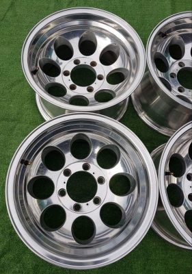 ขายล้อ MICKEY THOMPSON แท้ ขอบ 16 กว้าง 10" ออฟลบ25 สวยๆ ขายล้อ MICKEY THOMPSON แท้ ขอบ 16 กว้าง 10" ออฟลบ25 สวยๆ