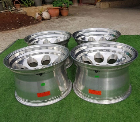 ขายล้อ MICKEY THOMPSON แท้ ขอบ 16 กว้าง 10" ออฟลบ25 สวยๆ ขายล้อ MICKEY THOMPSON แท้ ขอบ 16 กว้าง 10" ออฟลบ25 สวยๆ