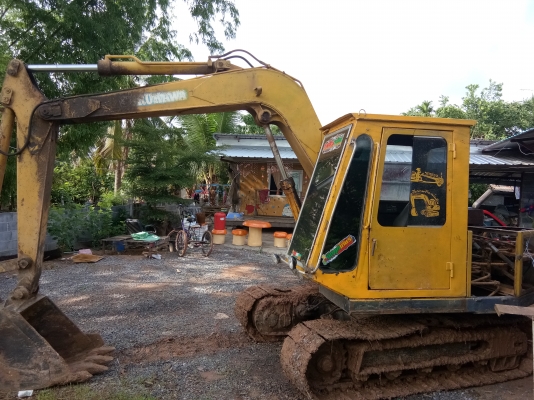 ขายแบคโฮ60พร้อมใช้งานเอวแน่นโซ่ดีสนใจโทร0641019335/0807346335ครับ