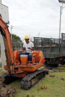 ขายแบ๊คโฮเล็ก ตามสภาพ