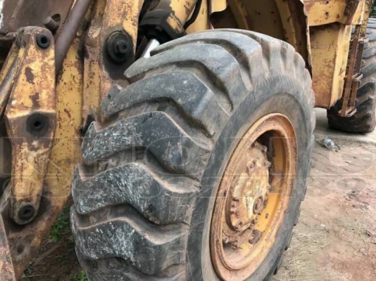 ขายด่วน รถตักซุง Cat950 ระบบเต็ม เครืองดี ปั้มดี ใช้งานคล่องตัว ขาย 270000 บาท