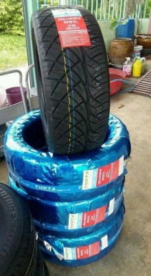 ขายยางใหม่ปี17 yusta 235/40r18, 265/40r18