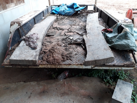 ขายตามสภาพเทเลอร์ รถเกี่ยว ใส่ DC 60 ขายตามสภาพเทเลอร์ รถเกี่ยว ใส่ DC 60