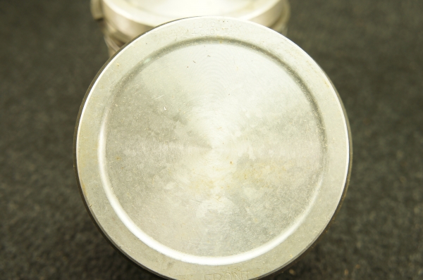 ชุดลูกสูบพร้อมแหวน รถ Hillman Avenger  1500  Super