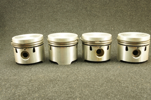 ชุดลูกสูบพร้อมแหวน รถ Hillman Avenger  1500  Super