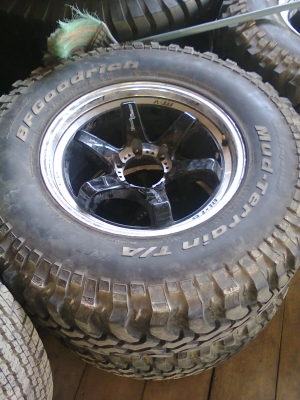 ขายยาง BF 35x12.5r18