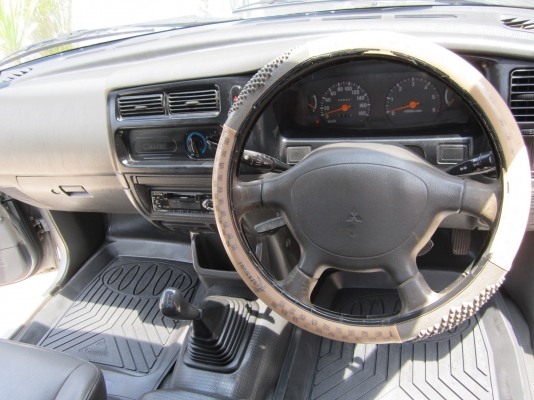 ขาย MITSUBISHI L200 STRADA 2.5CC ขาย MITSUBISHI L200 STRADA 2.5CC