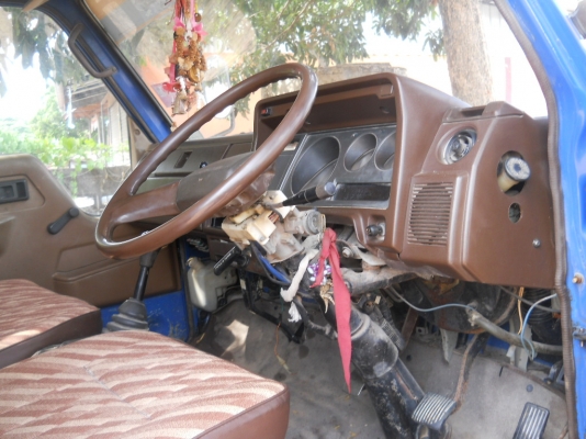 ขาย 6 ล้อ TOYOTA (BU87)115 แรง 2 ใบปัด รถบ้านแท้ๆ เครื่องแรง ดี คัซซีดีมาก สวย ไม่ผุ ไม่บวม พร้อมใช้งาน พร้อมโอน