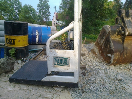 จานหัวลาก  10000บ.