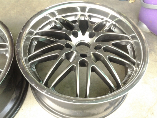 18 โครเมี่ยม  vip  มีคู่เดี่ยว 5.120 bmw