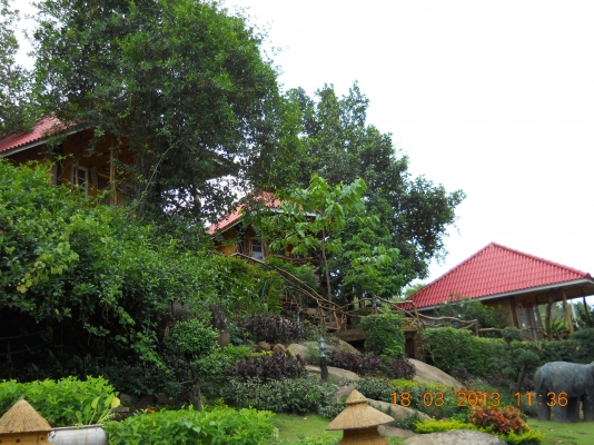 ขายรีสอร์ทพร้อมดำเนินกิจการวิวสวยๆบนเขายายเที่ยง