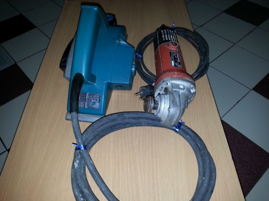 ขายกบไฟฟ้ากับเครื่องเจียขนาด4นิ้วพร้อมใช้งาน