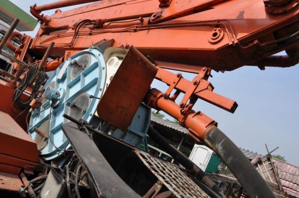 ขายรถ ชู๊ดปูน nissan 350,000 เท่านั้น