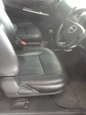 ขาย Isuzu Hi-Lander 4 ประตู เครื่อง3000 ปี 2550 ราคาขายตัดกันไปเลย