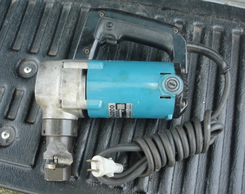 ขายMAKITA JN3200 เครื่องฉลุแผ่นโลหะ 3.2mm(1/8") 660W