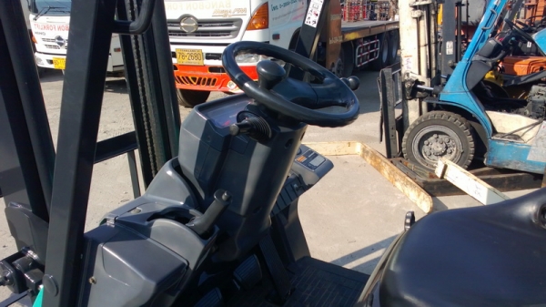 รถยก มิตซูบิชิ รุ่นใหม่ล่าสุด น้ำหนักยก 1.5 ตัน เครื่องดีเซล เกียร์ออโต้ รถยก มิตซูบิชิ รุ่นใหม่ล่าสุด น้ำหนักยก 1.5 ตัน เครื่องดีเซล เกียร์ออโต้