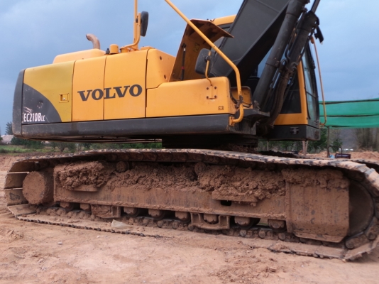 VOLVO รถแบคโฮพร้อมใช้ ช่วงล่างดี เอวดี ไฟฟ้าครบ VOLVO รถแบคโฮพร้อมใช้ ช่วงล่างดี เอวดี ไฟฟ้าครบ