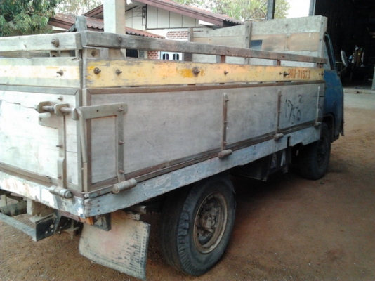 ***ขายแล้วครับขอบคุณ Truck2hand ขาย 4ล้อ NISSAN นิสสันคาร์บอน เครื่องSD22 วางใหม่ (ลงเล่ม)แห้งๆ แน่นๆ สตาร์ทง่าย ช่วงล่างดีคัสซีสวย กระบะไม้คอกไม้ สวยไม่ผุไม่หักพื้นดี หัวไม่สวยมีผุ มีลอก ยางดี4เส้น เครื่องติดวิ่งได้ ขายตามสภาพ พร้อมใช้ พร้อมลุยงาน ราคาต่