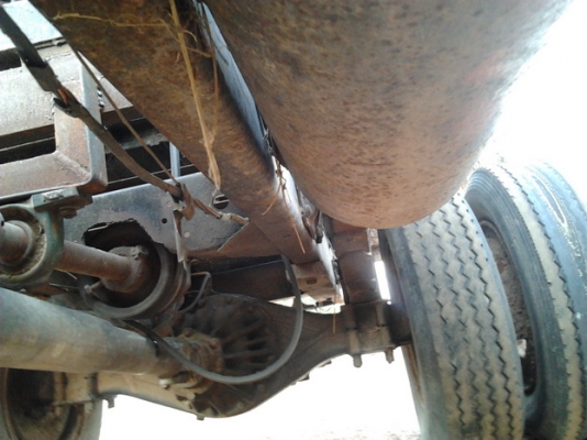 ***ขายแล้วครับขอบคุณ Truck2hand ขาย 6ล้อตามสภาพ ISUZU TL85 วางเครื่อง 4BD1 115 แรง แห้งดี ติดง่าย ไม่หลวม ช่วงล่างดี คัสซีสวย เสริมเหล็กบน ไม่ผุไม่บวม เกียร์ ดีเข้างา่ยไม่มีหลุด ยางดี 5เส้น ไม่ดี1เส้น ภายในดีหัวบางมีผุนิดๆ สีต้องเก็บนิดหน่อย กระบะคาร์โก้4